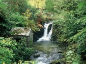 Rydal Hall, waterfall and poets’ ‘viewing hut’